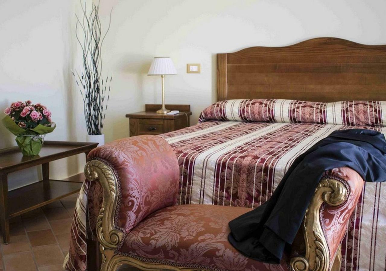 Hotel Baia パリヌロ エクステリア 写真