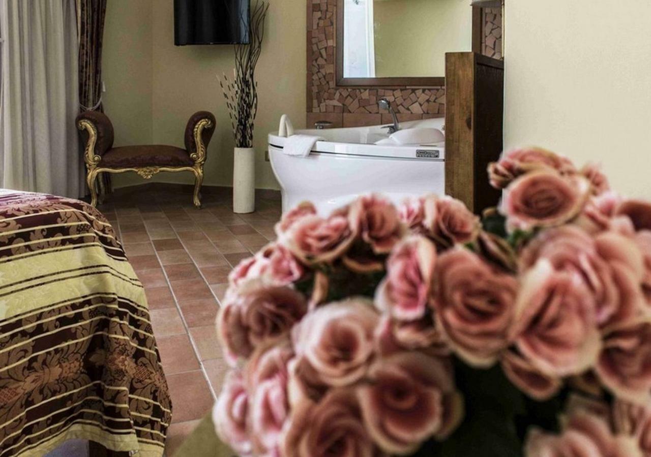 Hotel Baia パリヌロ エクステリア 写真